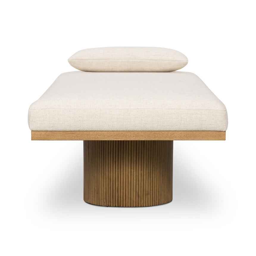 JAKOBI CHAISE THAMES CREAM | 184.5 x 77.5 x 60 CM.