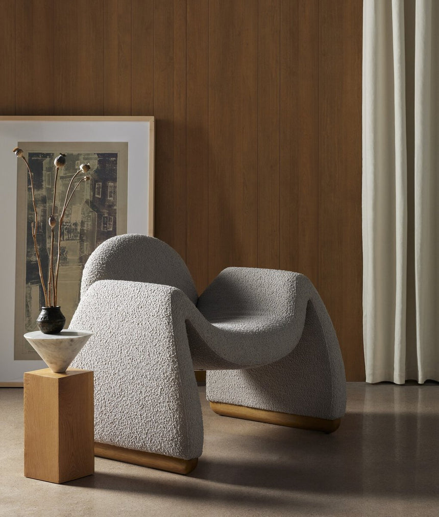 ROCIO CHAIR | 91.5 x 77.5 x 95 CM.