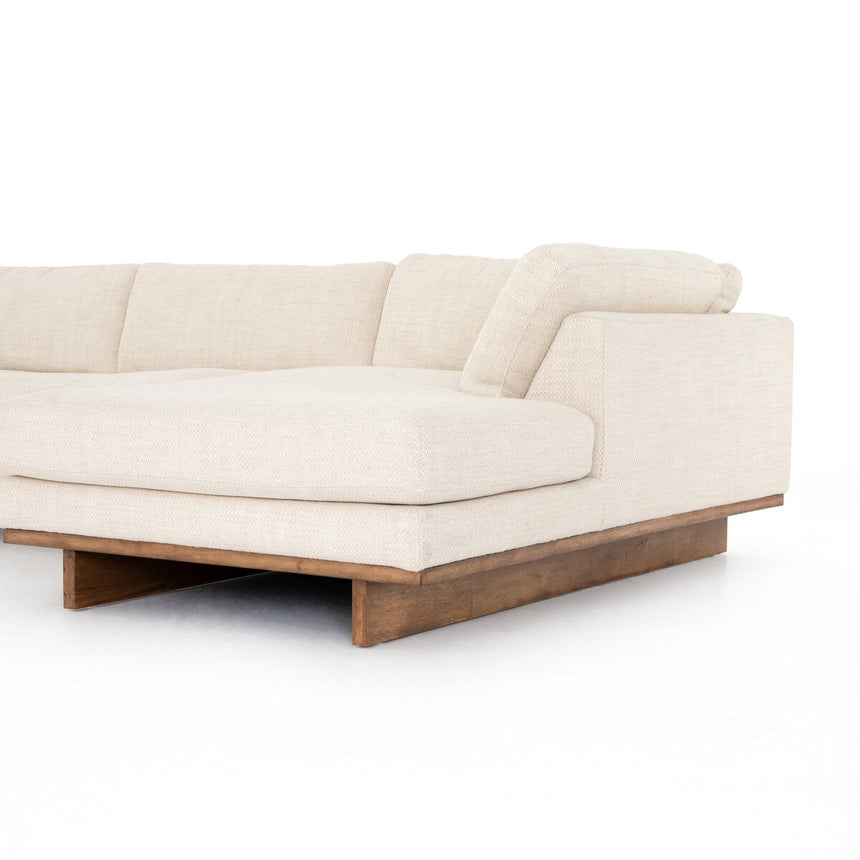 EVERLY 2 PC SECTIONAL 70" | 317.5 x 178 x 81 CM.